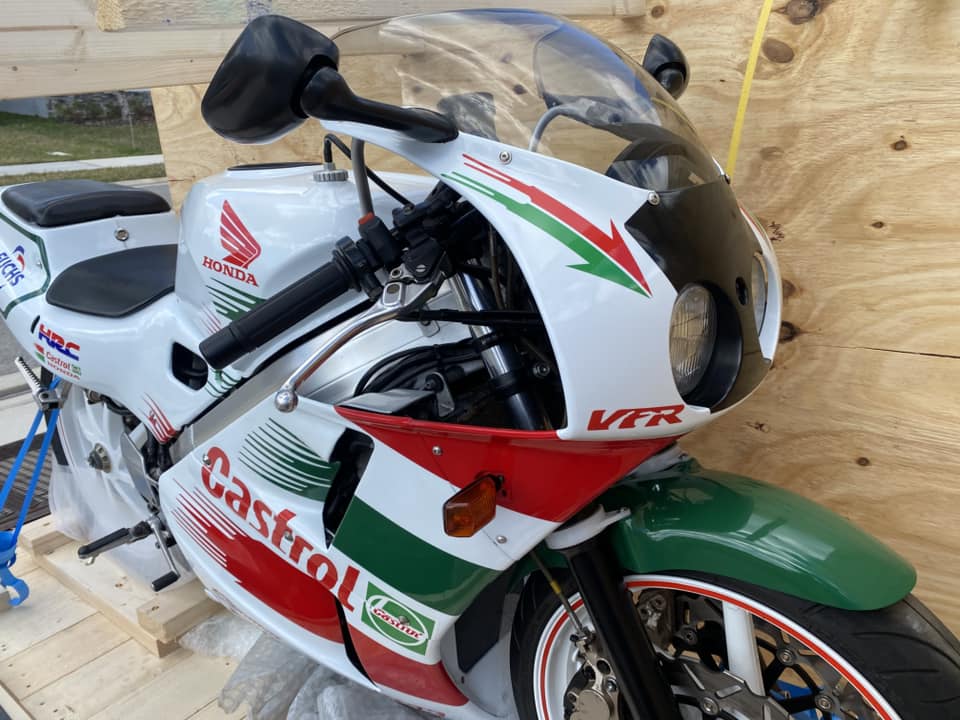Honda VFR400 shipped to Jacksonville, USA