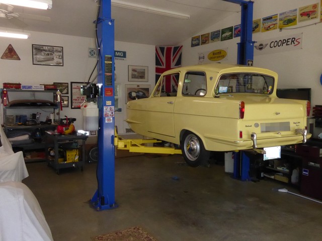 Reliant Regal shipped to TN, USA