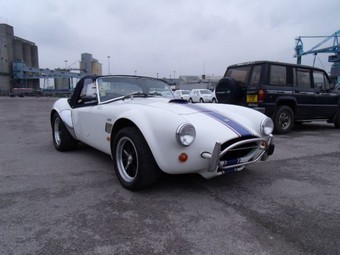 AC Cobra MK 11 shipped from UK to USA | Classic Car Shipping