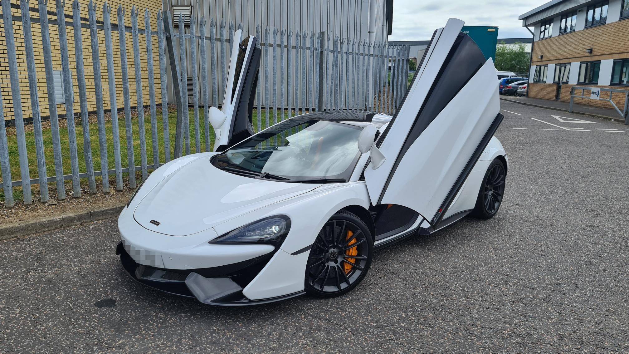 McLaren 570s - Shipped via R-Rak to Cyprus